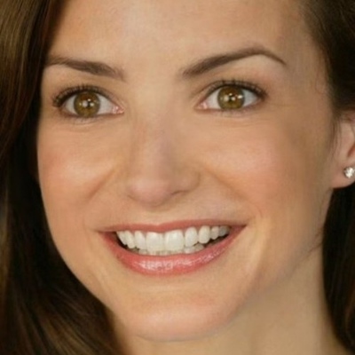 Charlotte York headshot