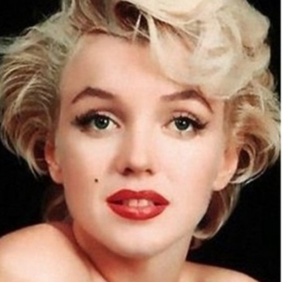 Lorelei Lee headshot